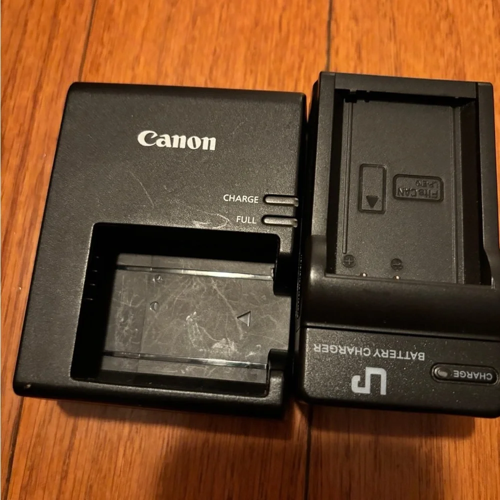 Canon EOS Rebel T6 DSLR Camera - Black